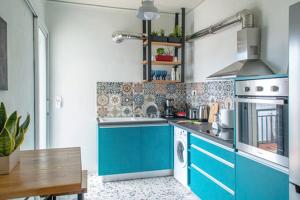 A kitchen or kitchenette at Filippos apt