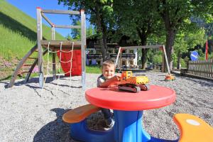 Laste mänguala majutusasutuses Gasthof Oberstegen