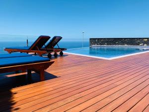 Bazén v ubytovaní Villa OCEAN Infinity heated pool optional alebo v jeho blízkosti