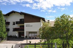 The building in which Az apartmant is located