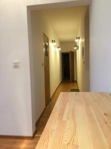 Posteľ alebo postele v izbe v ubytovaní Apartamenty nad Stonehenge