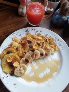 Jídlo v hostelu nebo okolí