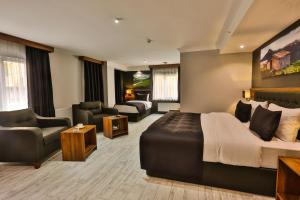 Χώρος καθιστικού στο Azra Residence Otel