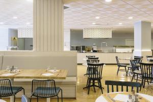 Restaurace v ubytování ILUNION Palmanova Mallorca