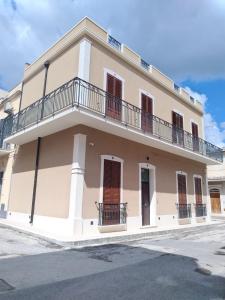 The building in which the holiday home is located