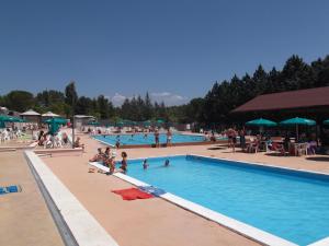 Πισίνα στο ή κοντά στο Lodge Holidays - Pian di Boccio
