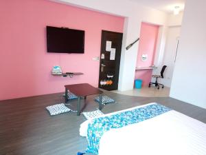 TV in/ali zabaviščno središče v nastanitvi New Summer Homestay