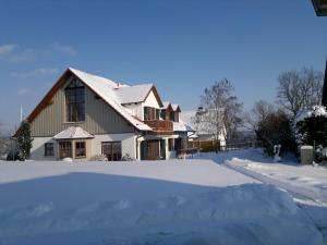 Ferienwohnung Wolfersdorf að vetri til