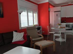 Kuchyň nebo kuchyňský kout v ubytování Nice apartment 80 meters from the beach