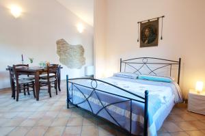 เตียงในห้องที่ Casa dell'Orto