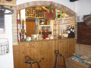 Lounge alebo bar v ubytovaní Apartmány Alpský Dům