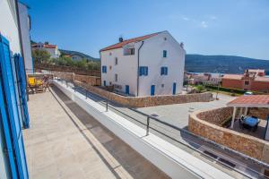 Nespecifikovaný výhled na hory nebo výhled na hory při pohledu z apartmánu