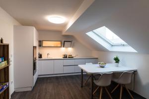 Dapur atau dapur kecil di Skyview Studio STP