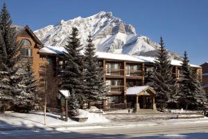 Zdjęcie z galerii obiektu High Country Inn w mieście Banff