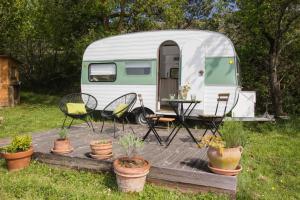 Zahrada ubytování Ma caravane dans les collines