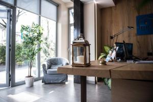 Posezení v ubytování Blue Hotel