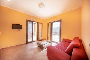 A television and/or entertainment centre at Villa Lavanda
