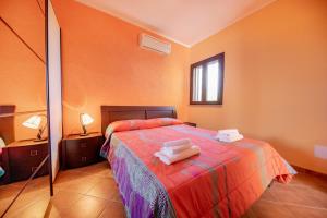 A bed or beds in a room at Villa Lavanda Még 37 kép
