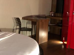 A cozinha ou cozinha compacta de Snob Motel (Adult Only)