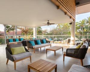 Occidental Tamarindo - All Inclusive休息區