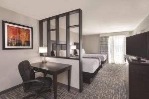 Кът за сядане в La Quinta by Wyndham Atlanta Airport South