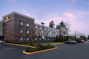 Gallery image of La Quinta Inn by Wyndham Everett in Everett