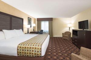 Gallery image of La Quinta Inn by Wyndham Buffalo Airport in Williamsville