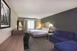 Gallery image of La Quinta Inn by Wyndham Richmond South in Chester