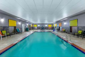 Kolam renang di atau dekat dengan La Quinta by Wyndham Horn Lake / Southaven Area