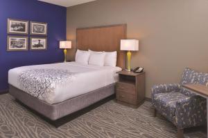 ページにあるラ キンタ イン＆スイーツ ページ アット レイク パウエルのギャラリーの写真