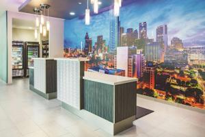 ザ・コロニーにあるLa Quinta by Wyndham Dallas Plano - The Colonyのギャラリーの写真