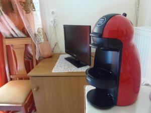 TV a/nebo společenská místnost v ubytování Hera Hotel