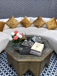 Posezení v ubytování Riad Meyssane Fès