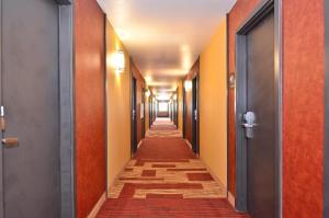 Fotografie z fotogalerie ubytování Clackamas Inn and Suites v destinaci Clackamas