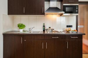 Cucina o angolo cottura di Hetzel Hotel Stuttgart