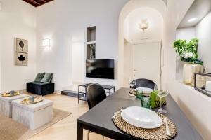 Gallery image of Trevi Chic House in Rome