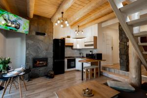 Η κουζίνα ή μικρή κουζίνα στο Apartament Podmagura