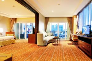 TV/Unterhaltungsangebot in der Unterkunft Intimate Hotel Pattaya - SHA Extra Plus