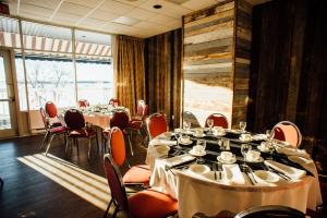 Restaurant o un lloc per menjar a Auberge Des Îles