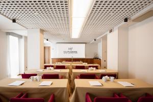 Konferenční prostory v ubytování Hotel Baia Flaminia + 37 fotografií
