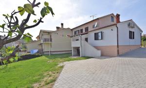 Budynek, w którym mieści się apartament