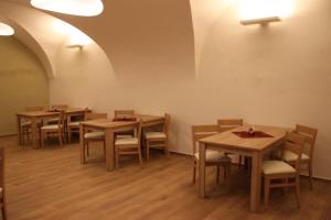 Reštaurácia alebo iné gastronomické zariadenie v ubytovaní Penzion Daníž