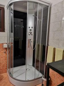 Koupelna v ubytování Apartmani Spomenka + 37 fotografií
