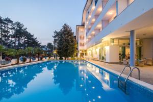 Bazén v ubytování Hotel Olympia nebo v jeho okolí