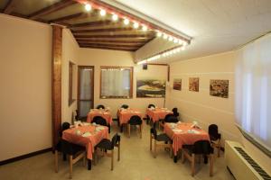 Posedenie v ubytovaní Hotel I Diamanti