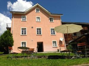 Gallery image of Hotel Alpina in Lumbrein