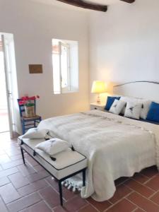 Postel nebo postele na pokoji v ubytování "Villa Le Cicale" Lipari