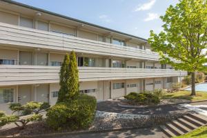 Gallery image of Campanile Poitiers in Poitiers