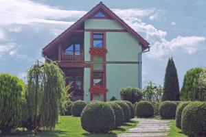 Vonkajšia záhrada v ubytovaní Holiday Resort Švárny
