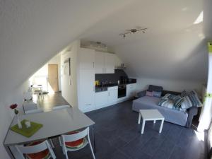 Kuchyň nebo kuchyňský kout v ubytování Ferienhaus Talblick